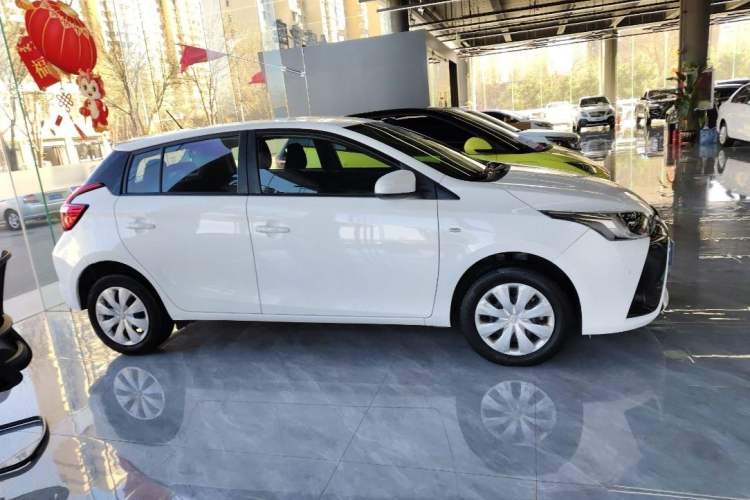 Used Toyota YARiS L 2019 1.5E CVT Dynamic Edition China VI compliant

