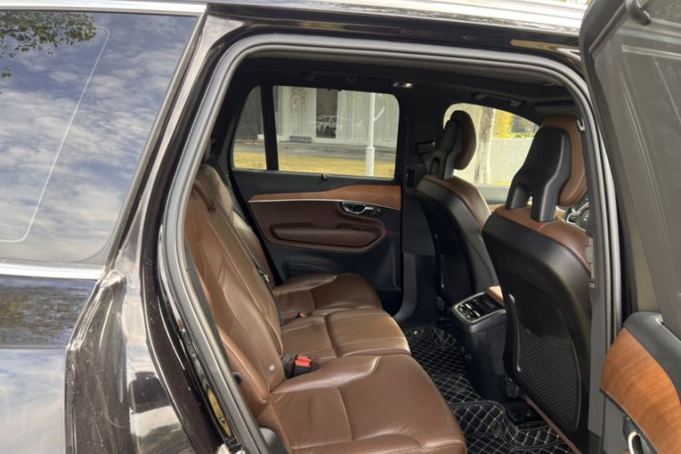 Used Volvo XC90 2021 B6 Zhiyi Luxury Edition 7-Seater
