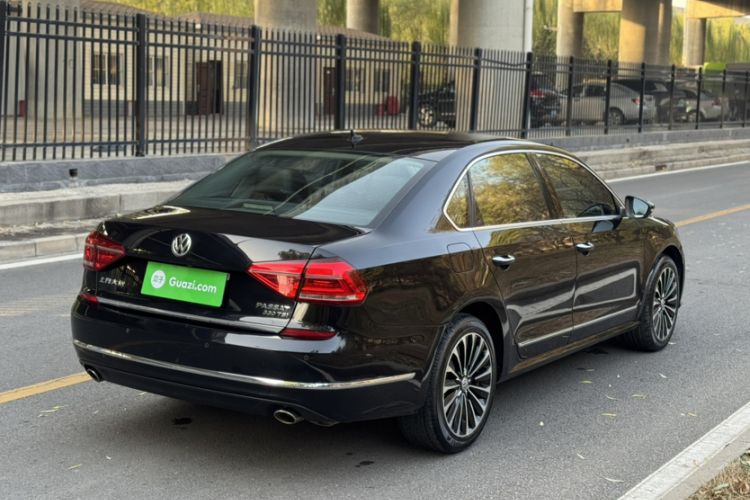 Used Volkswagen Passat 2017 330TSI DSG Prestige Edition
