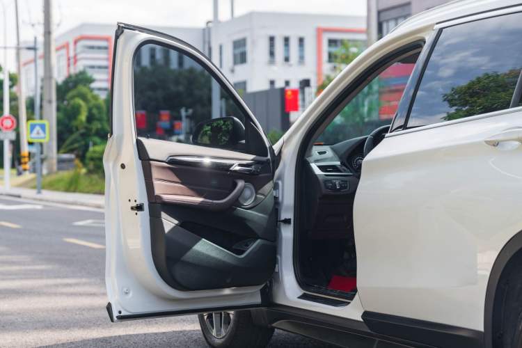 Used BMW X1 2021 Restyled sDrive25Li Leading Edition
