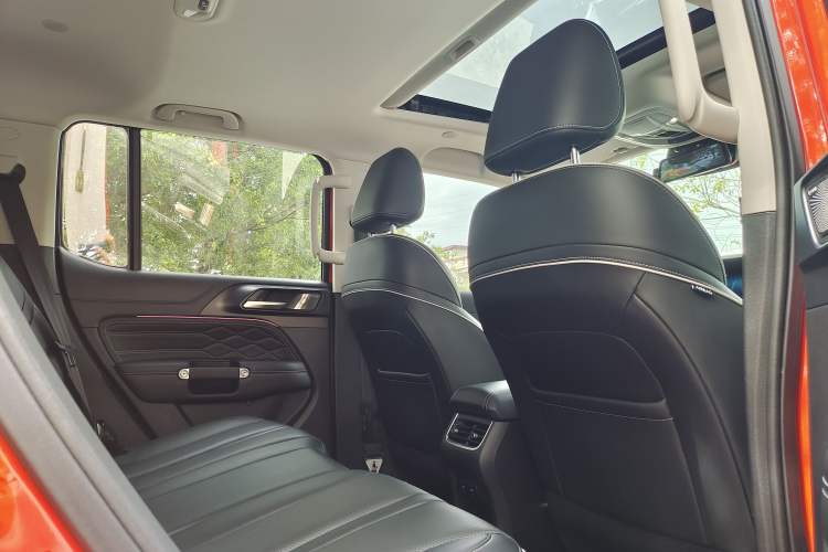 Used Tank 300 2021 City Edition 2.0T—Truly Stylish
