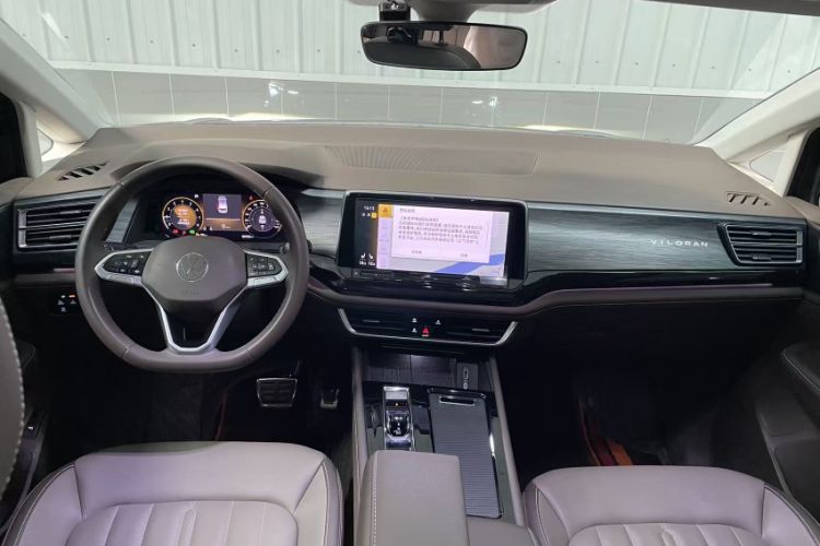 Used Volkswagen Viloran 2024 380TSI Luxury Edition
