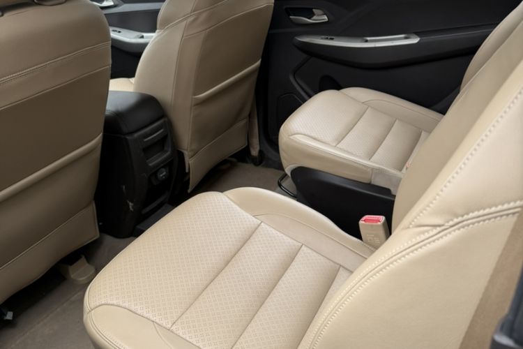 Used Wuling Hongguang 2018 1.5L S Comfort Model L2B
