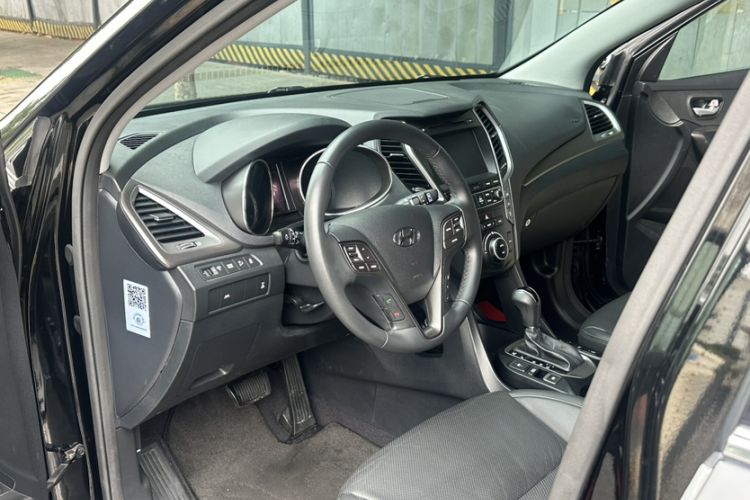 Used Hyundai Grand SantaFe 2017 3.0L 7-seat Four-Wheel-Drive Flagship Edition
