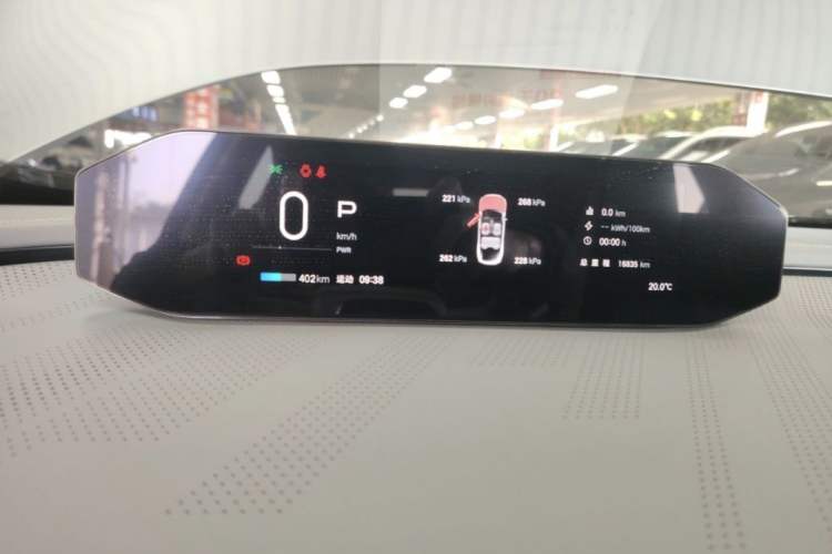 Used  GT 2023 710 Rear-Drive Supercharge Max Edition
