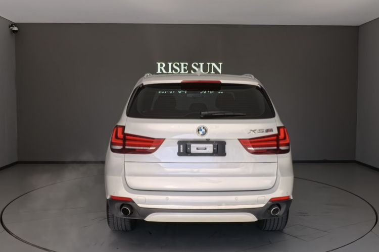 Used BMW X5 2018 xDrive28i
