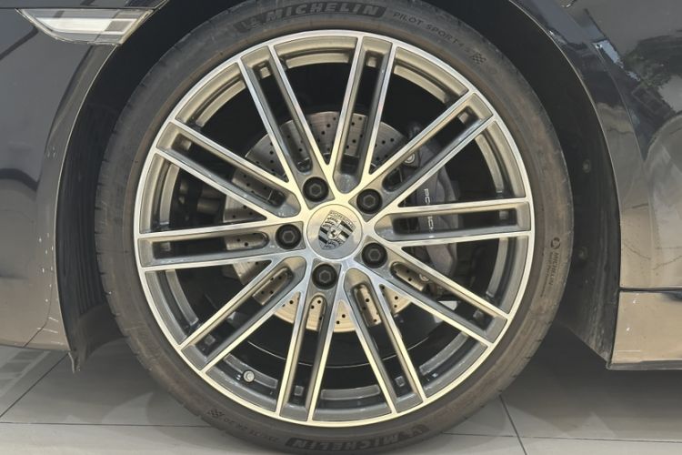 Used Porsche 718 2022 Cayman 2.0T
