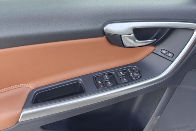 Used Volvo S60 2015 S60L T5 Intelligent Drive Edition
