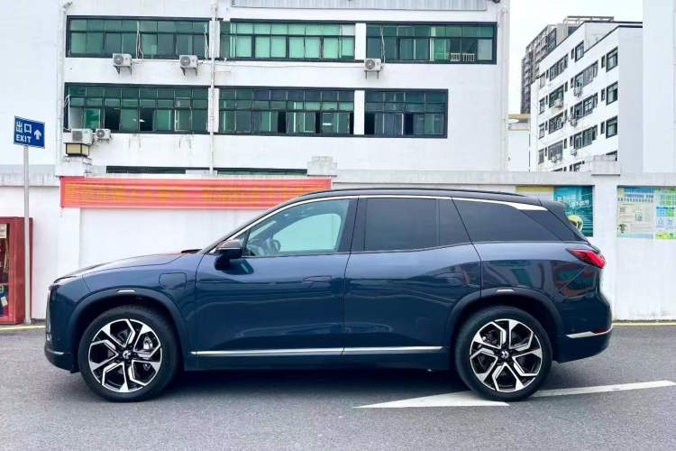 Used Nio ES8 2020 580 km Signature Edition 7-Seater Version
