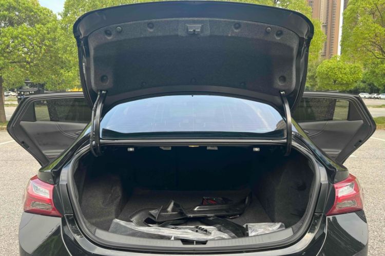 Used Chevrolet Malibu XL 2022 Redline 550T Automatic Sport Edition
