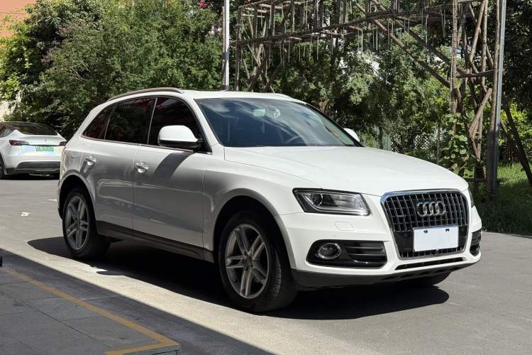 Used Audi Q5 2017 40 TFSI Comfort Model