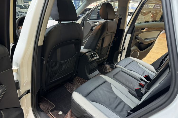 Used Audi Q5 2017 Plus 40 TFSI Comfort Model