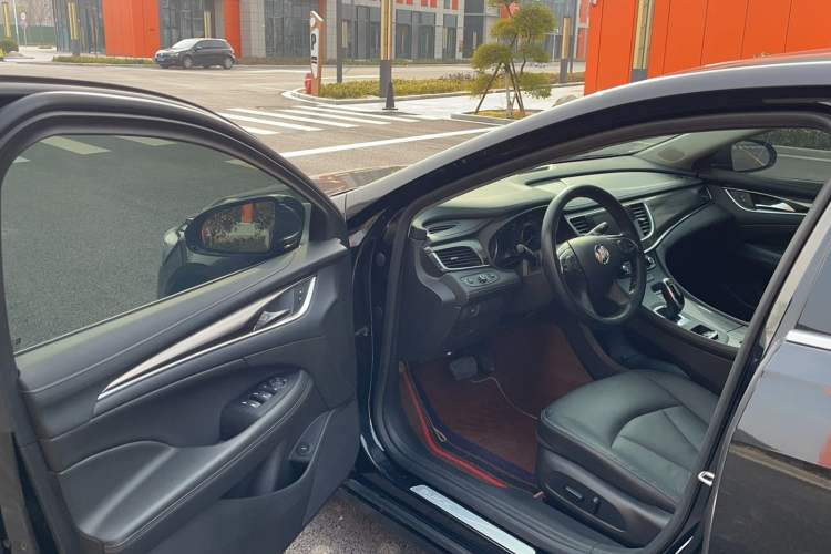 Used Buick LaCrosse 2022 552T Luxury Version
