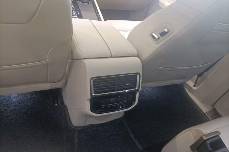 Used Volkswagen Viloran 2022 380TSI Prestige Edition
