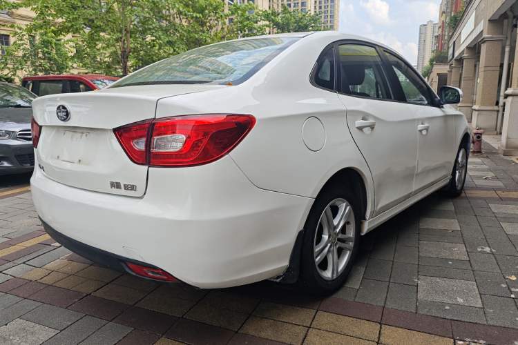 Used Bestune B30 2016 1.6L manual Comfort trim level
