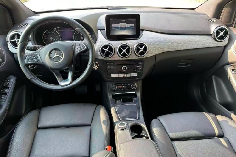 Used Mercedes-Benz B-Class 2015 B 200 Fashion Model
