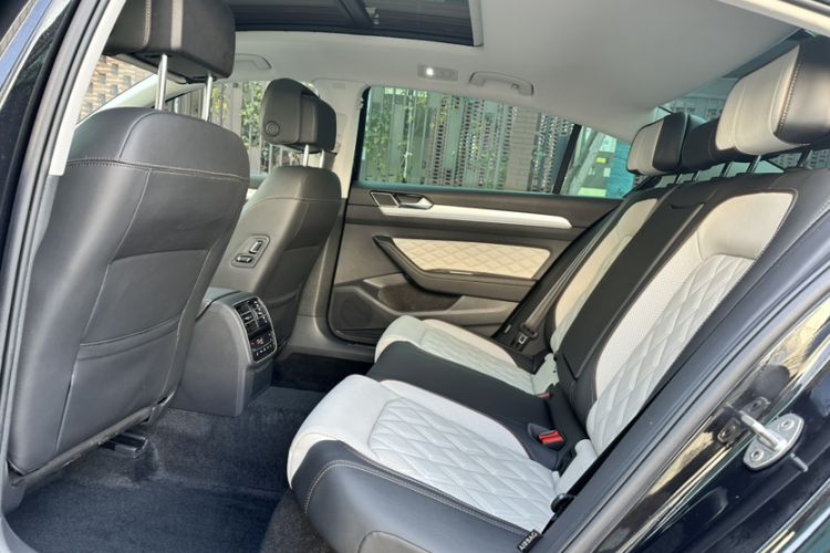 Used Volkswagen Magotan 2023 2 Million Units Limited-Edition 380TSI DSG Flagship Version
