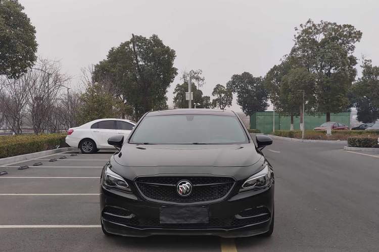 Used Buick LaCrosse 2018 28T Elite Edition