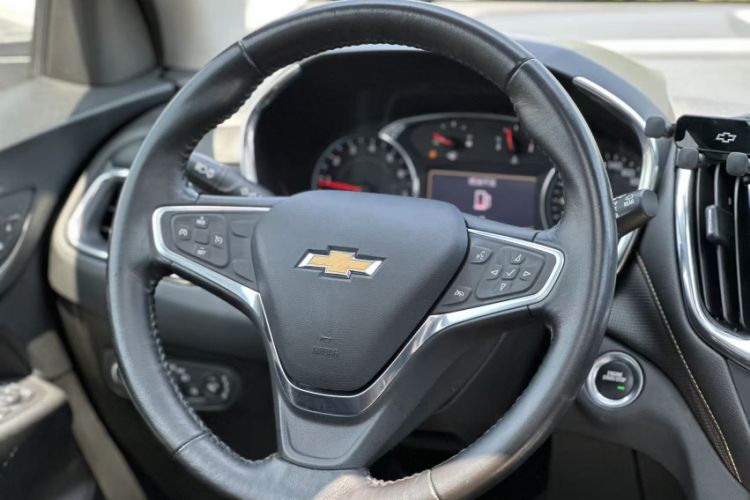Used Chevrolet Equinox 2019 535T Automatic YuJie Edition China VI
