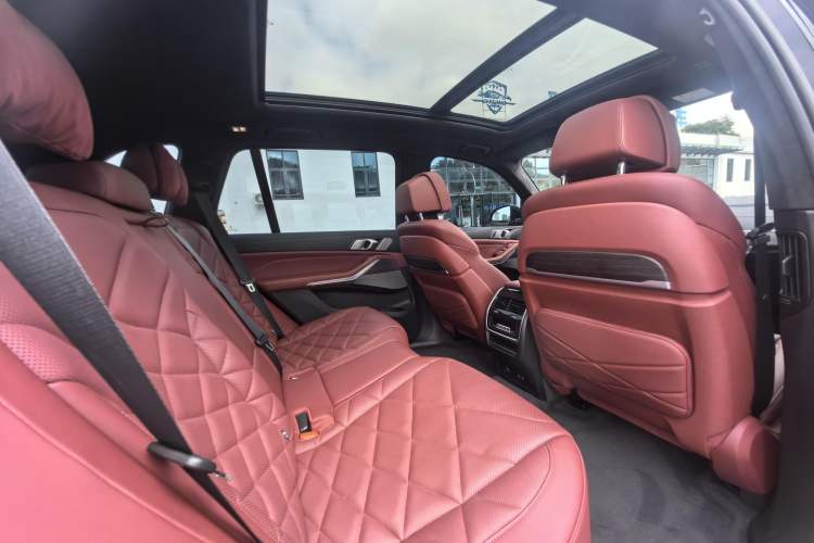 Used BMW X5 2022 Restyled xDrive 40Li M Sport Package
