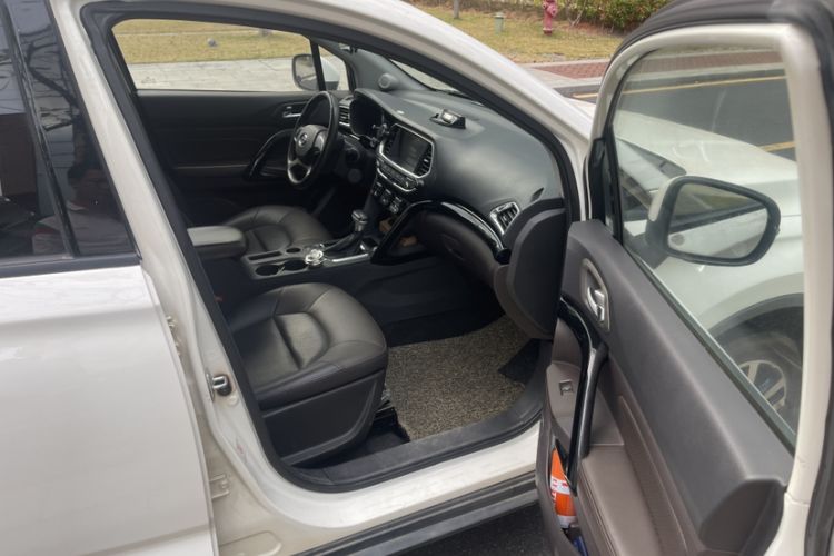 Used GAC Trumpchi GS4 2017 235T Automatic Two-Wheel Drive Luxury Smart Connectivity Version
