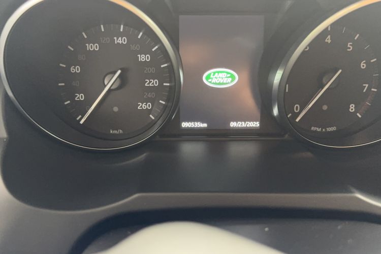 Used Land Rover Range Rover Evoque 2018 240 PS SE Smart Brilliance Edition
