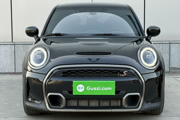 Used  MINI 2023 Facelift 2.0T COOPER S Artist Five-Door Edition

