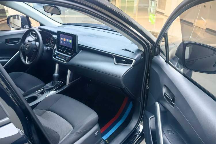 Used Toyota FRONTLANDER 2022 2.0L CVT Leading Edition
