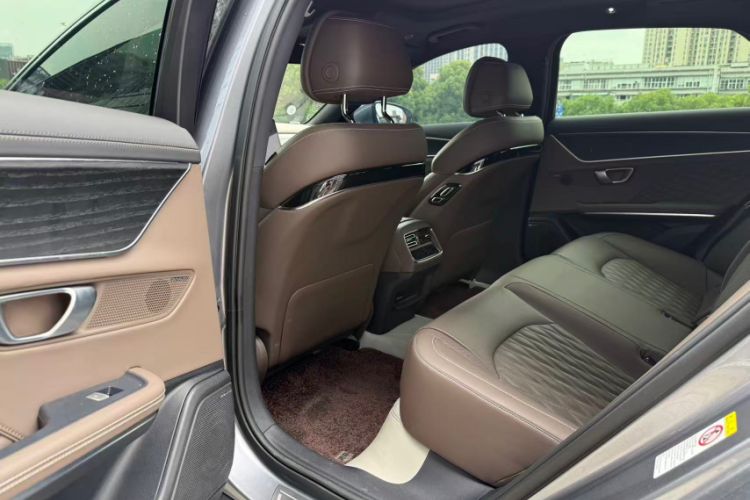 Used BYD Han 2022 EV Genesis Edition 715 km Front-Wheel-Drive Flagship Model
