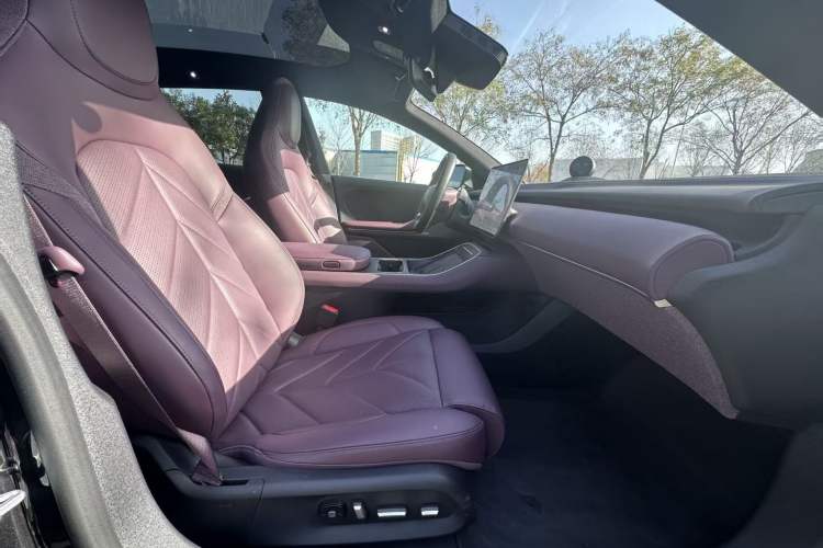 Used Nio ET5T 2025 75 kWh Touring