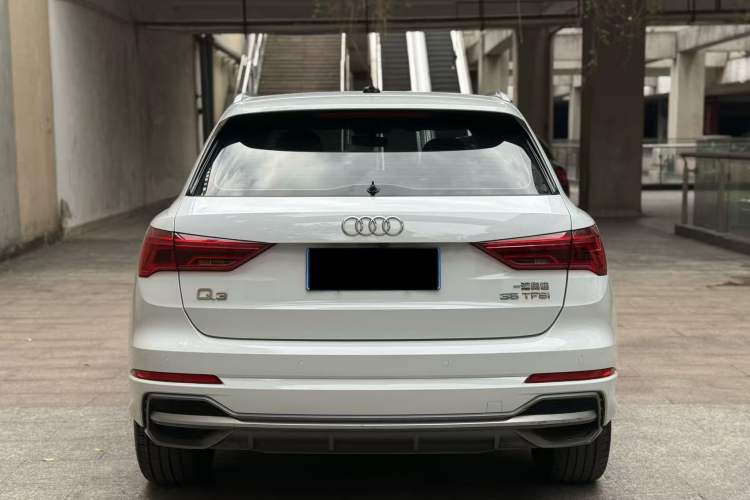 Used Audi Q3 2021 35 TFSI Progressive Dynamic Edition
