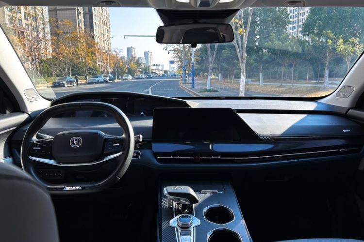 Used Changan UNI-K iDD 2022 Blue Whale iDD 130km 1.5T Excellence Model
