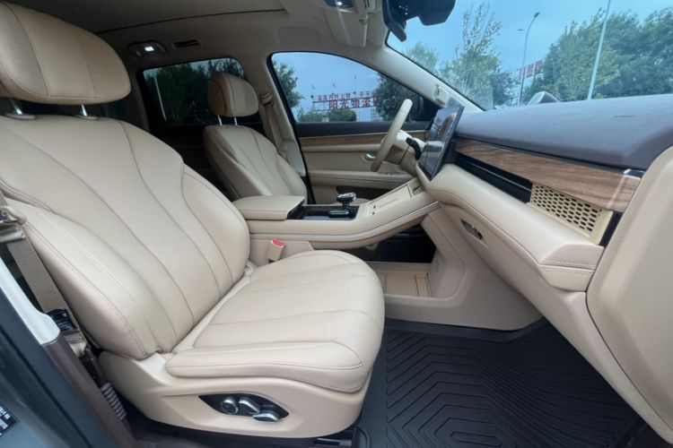 Used Hima AITO M7 2024 1.5T Rear-Drive Plus Version 5 Seats
