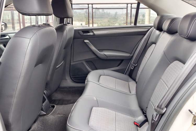 Used Volkswagen Santana 2016 1.6L Automatic Comfort Edition
