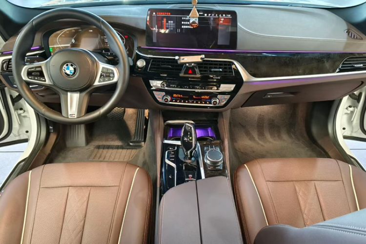 Used BMW 5 Series 2022 525Li M Sport Package