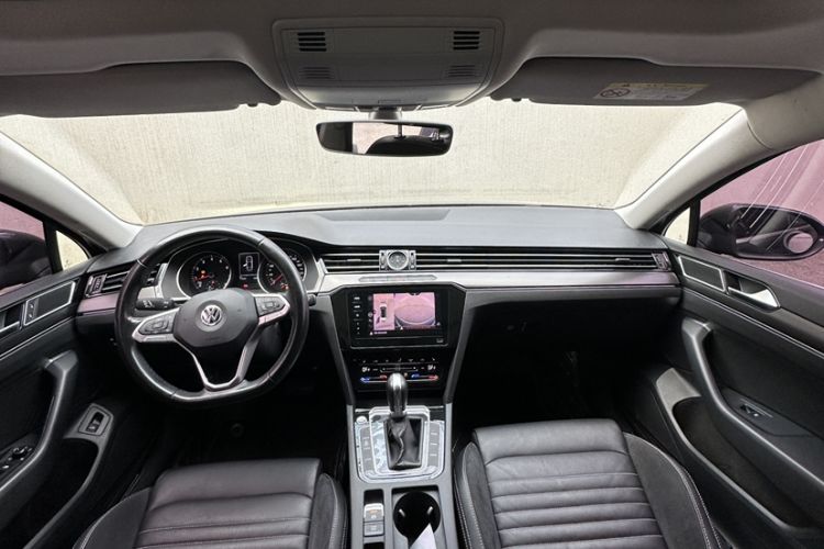 Used Volkswagen Magotan 2020 330TSI DSG Leading Model
