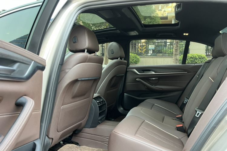 Used BMW 5 Series New Energy 2022 Restyled 535Le M Sport Package
