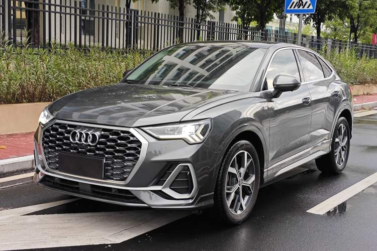 Used Audi Q3 Sportback 2020 40 TFSI Fashion Model
