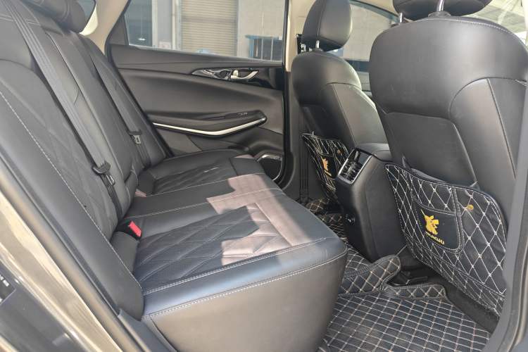 Used Changan Ruicheng CC 2022 Blue Whale Edition 1.5T DCT Luxury Model