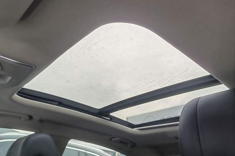 Used Geely Auto Emgrand GT 2015 1.8T Flagship Model
