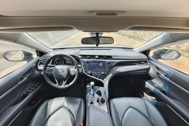 Used Toyota Camry 2019 2.0G Luxury Edition China VI Standard
