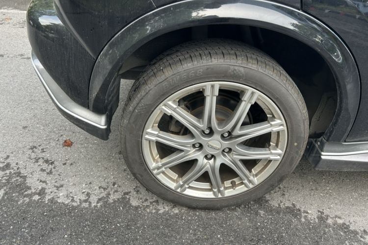 Used Infiniti ESQ 2014 1.6L Spontaneous Edition
