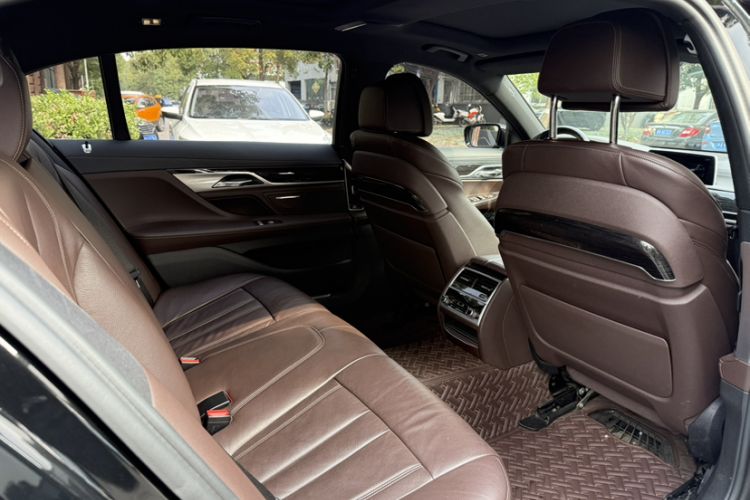 Used BMW 7 Series 2018 730Li Leading Model M Sport Package
