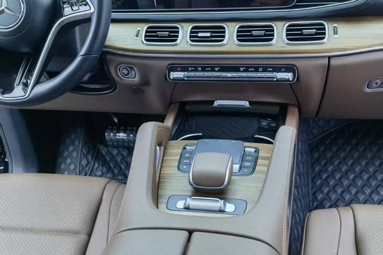 Used Mercedes-Benz GLE 2024 GLE 450 4MATIC Stylish Model
