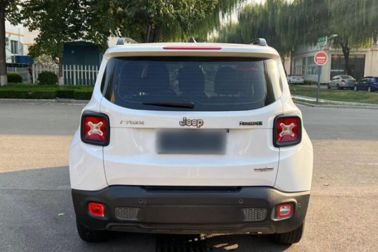 Used  Renegade 2017 180T Automatic Jingneng Edition
