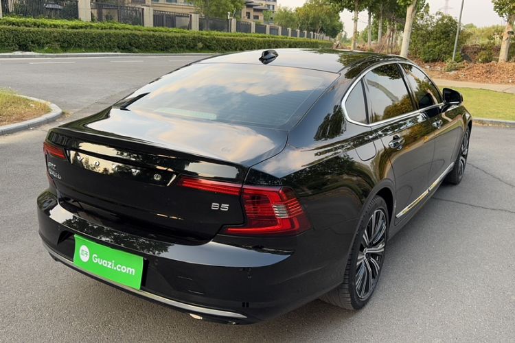 Used Volvo S90 2022 B5 Zhiyuan Luxury Edition
