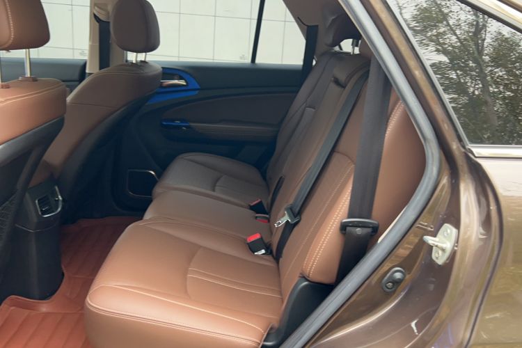 Used BYD S7 2017 2.0T Automatic Prestige Edition
