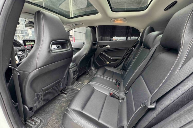 Used Mercedes-Benz GLA 2015 GLA 220 4MATIC Fashion Model