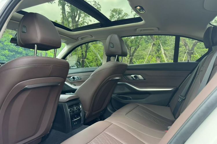 Used BMW 3 Series 2024 325Li M Sport Package
