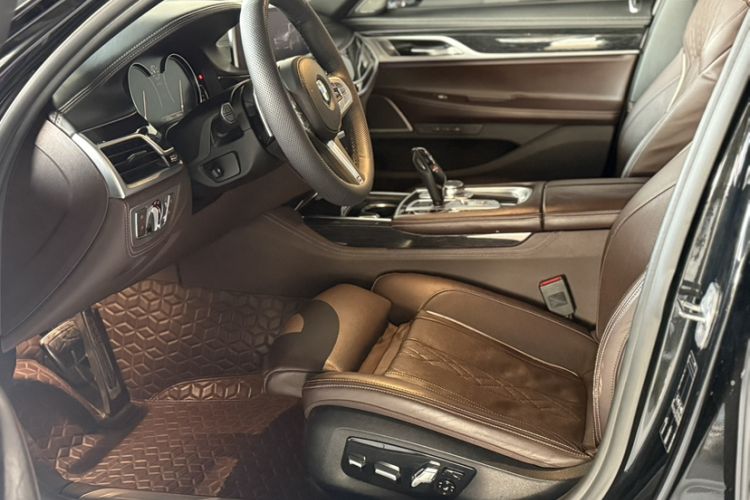 Used BMW 7 Series 2018 730Li Luxury Edition M Sport Package
